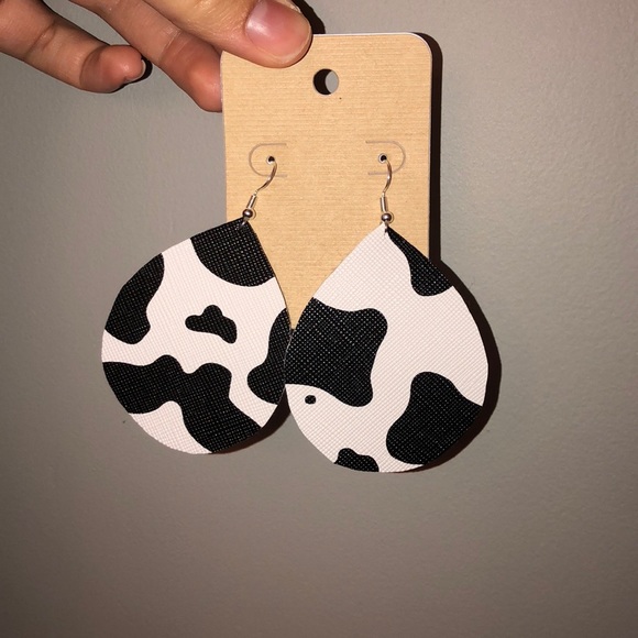 New Cow Print Leather Earrings - Picture 1 of 5